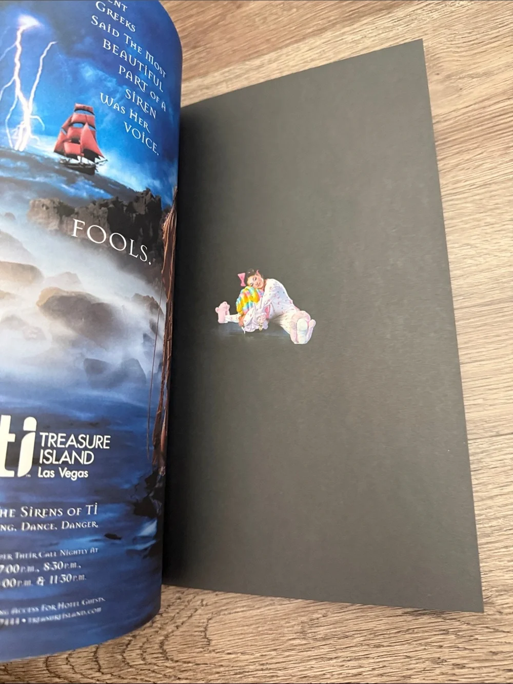 Cirque Du Soleil add piece